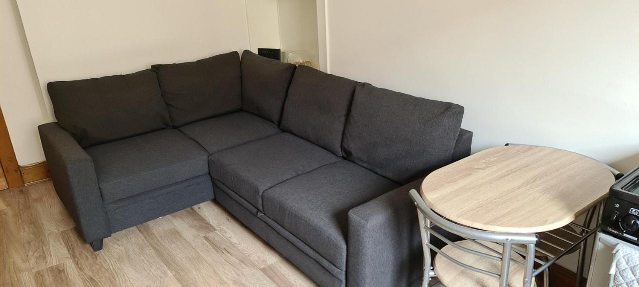 Rozina Apartment Paisley Bagian luar foto