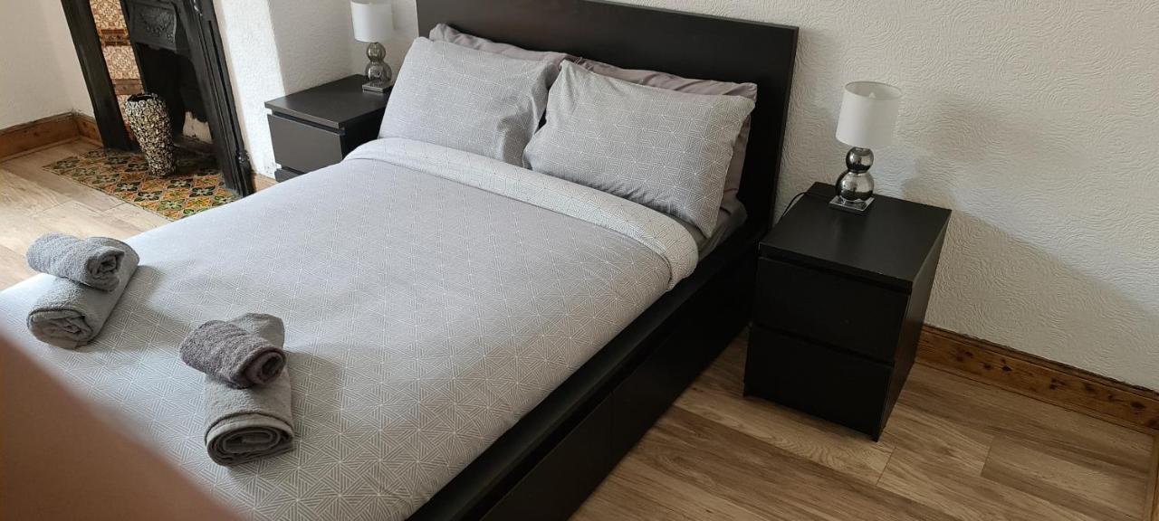 Rozina Apartment Paisley Bagian luar foto