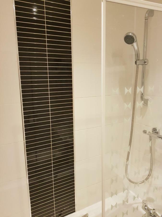 Rozina Apartment Paisley Bagian luar foto